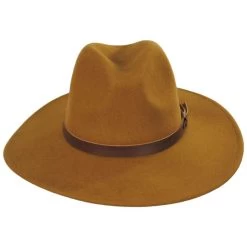 Field Proper Wool Felt Fedora Hat - Chestnut